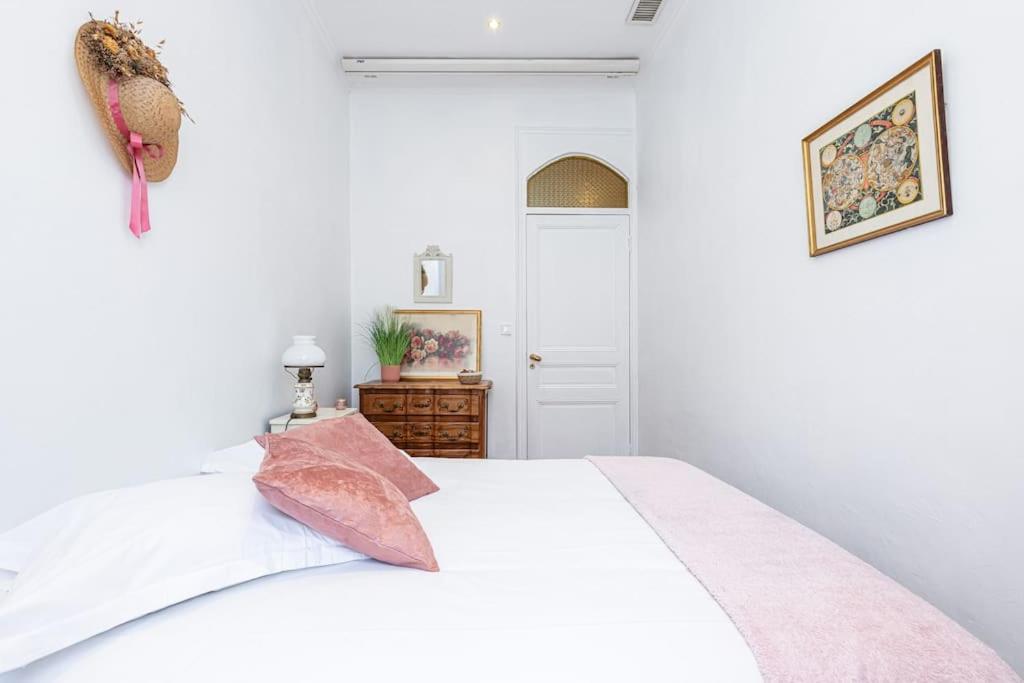 Risso - Comfortable 3 Bedrooms With Balcony Ницца Экстерьер фото
